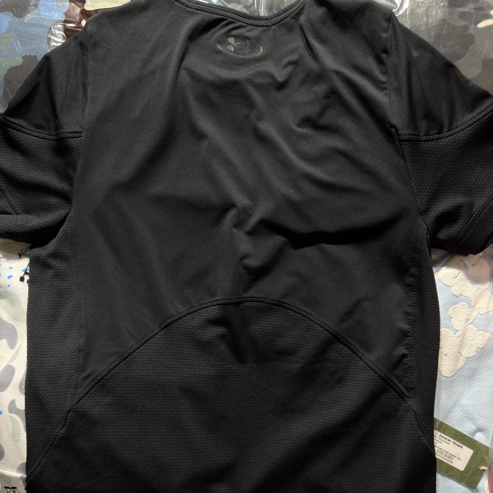 Under Armour Black Dri-Fit Short Sleeve Tee - Picture 5 of 6